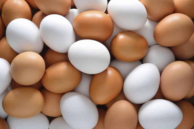 alimentos para fortalecer los huesos huevos