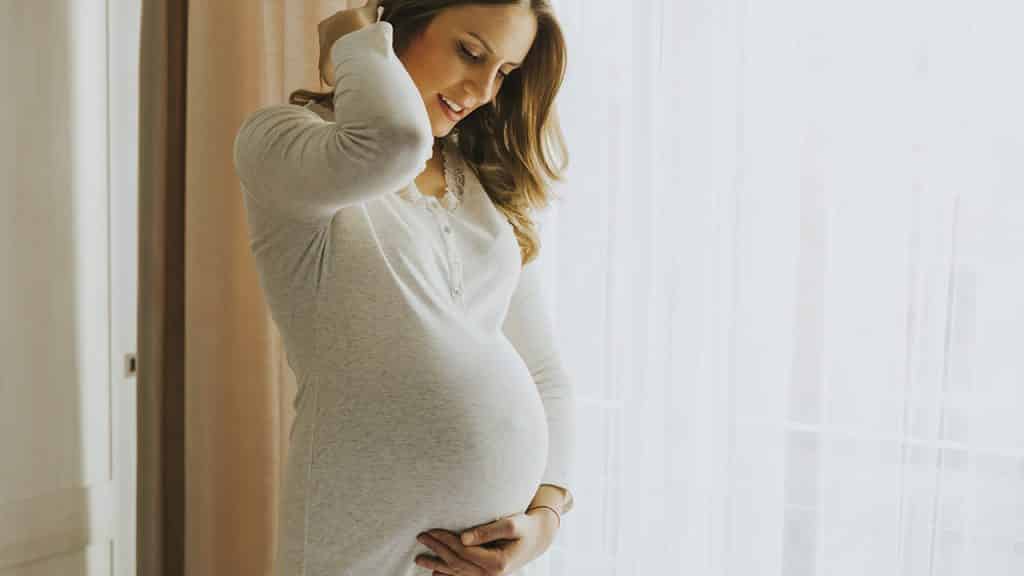 Quiropraxia y embarazo: Qué es, beneficios y más